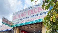 Bảng hiệu cửa hàng gạch men Quang Trung, Gò Vấp